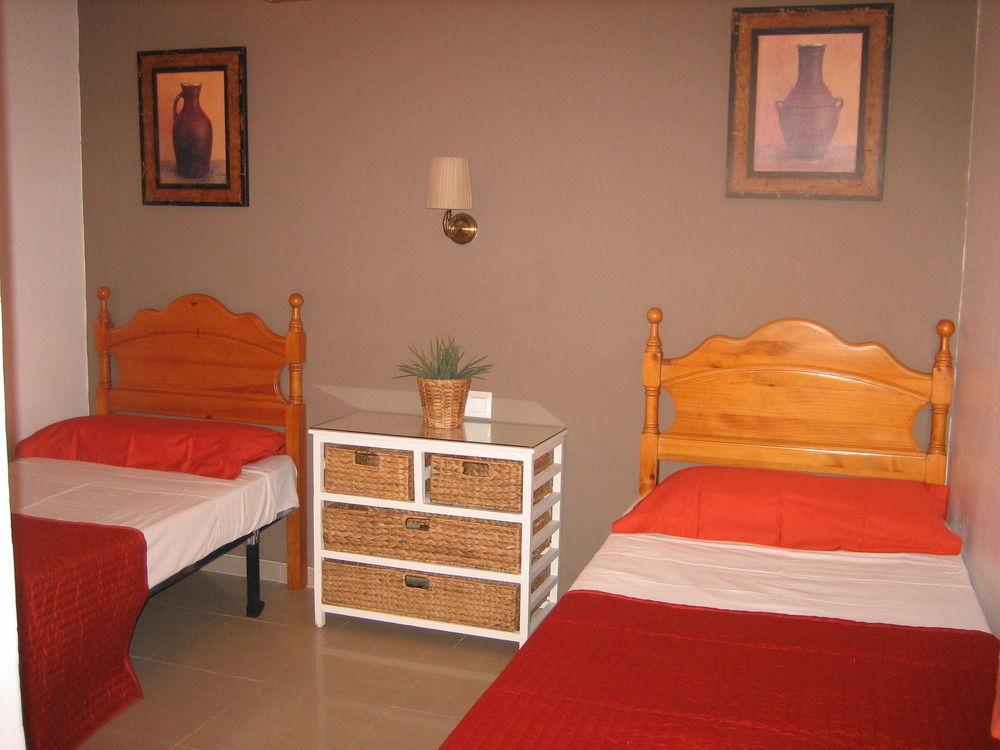 Hostal Tarantelo Conil 콘일데라프론테라 외부 사진