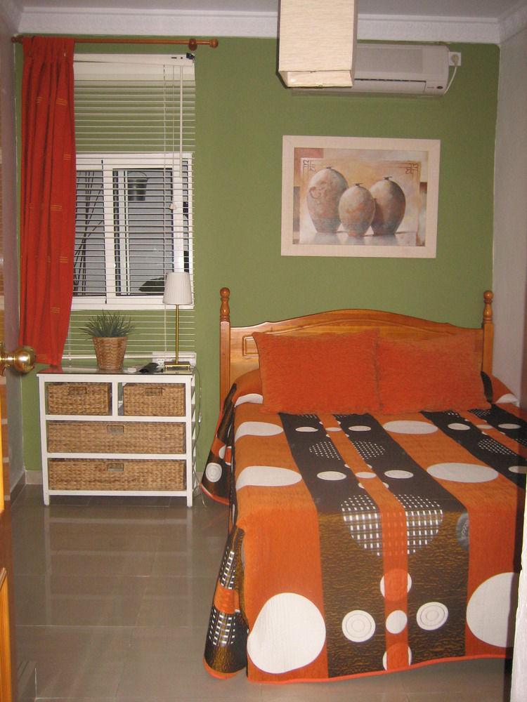 Hostal Tarantelo Conil 콘일데라프론테라 외부 사진