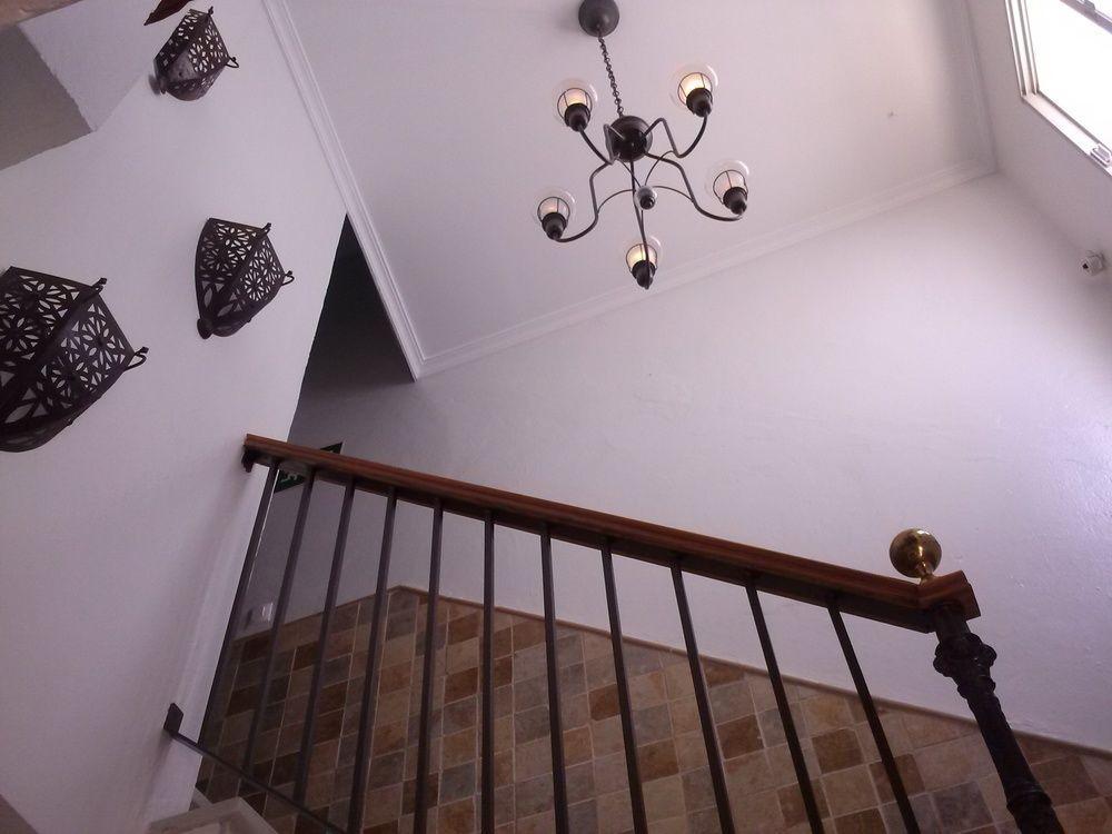 Hostal Tarantelo Conil 콘일데라프론테라 외부 사진